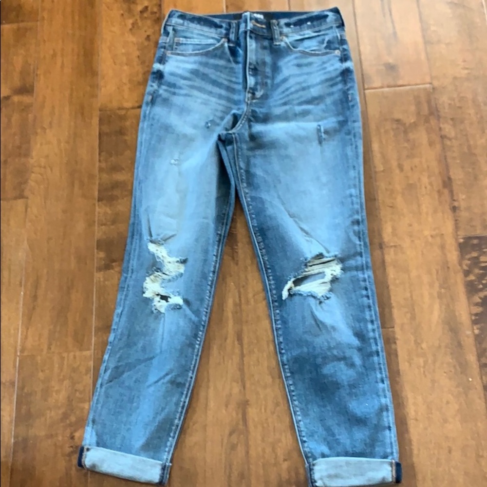 Girlfriend jeans